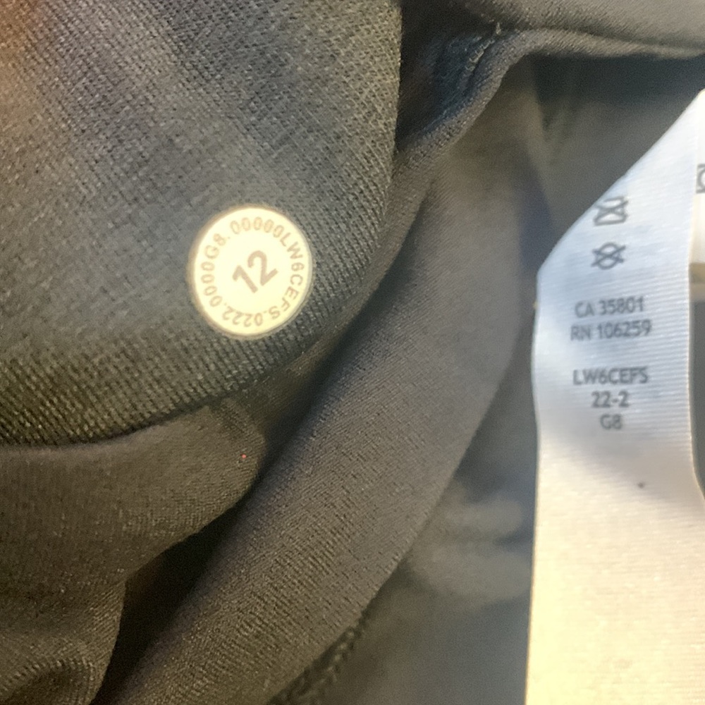 lululemon Align™ Jogger Crop Black Size 12 - Picture 9 of 12